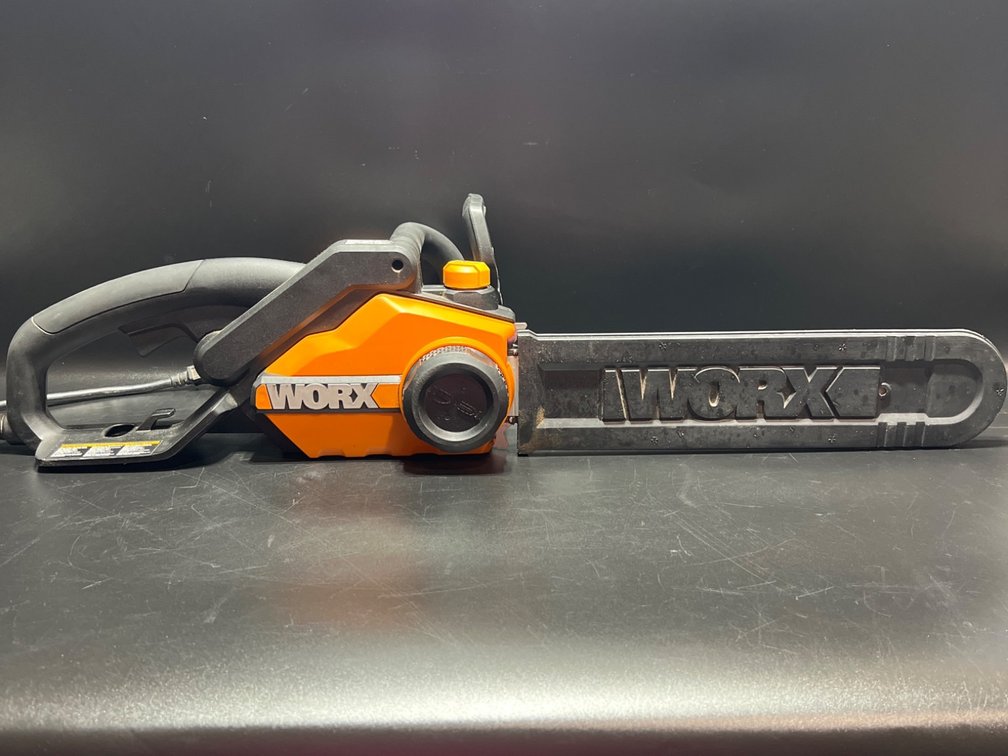Worx WG303.1 16-Inch Electric Chainsaw, 14.5 Amp