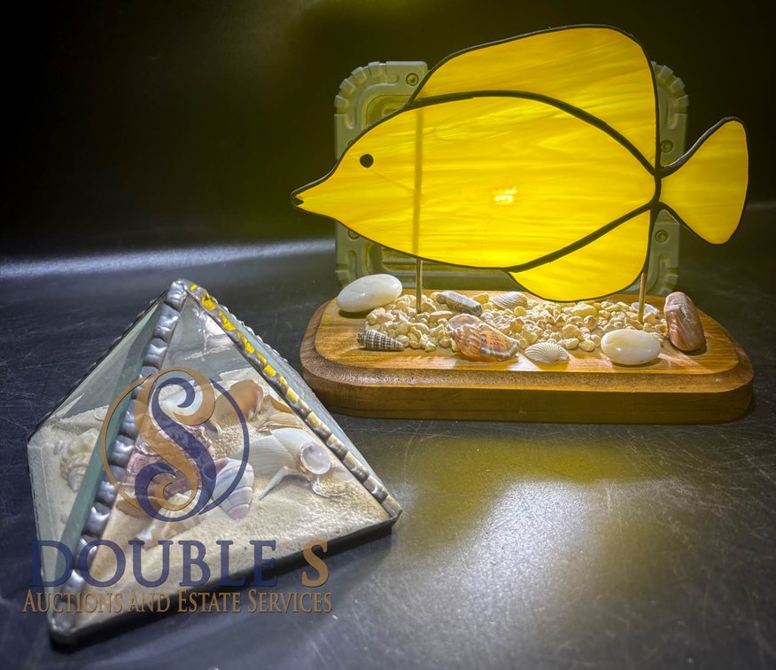 Stained Glass Fish and Pyramid Sand Display Set