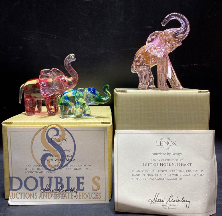 Lenox Art Glass Elephant Figurine Set – A Walk with Mom and Gift of Hope