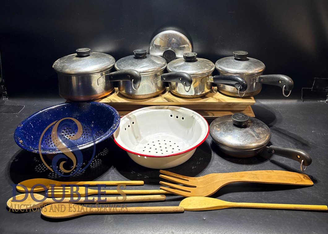 Revere Ware Cookware Set with Colanders and Wooden Utensils
