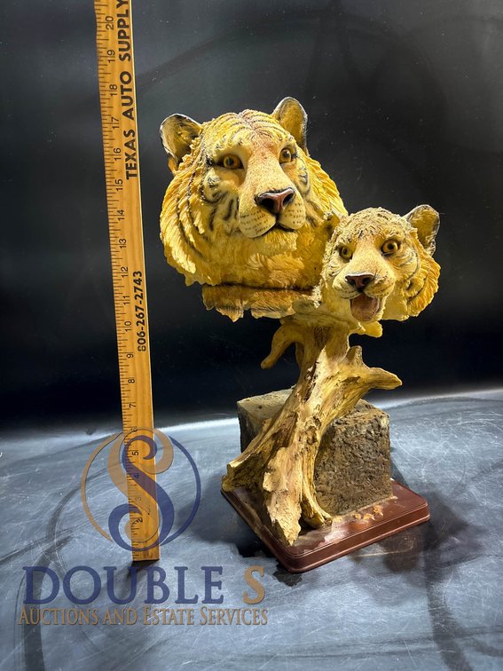 Tiger Head Sculpture on Tree Trunk-Style Base