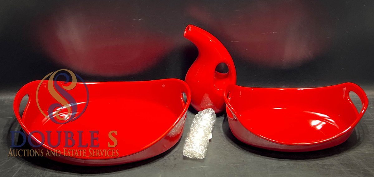 Red Ceramic Kitchen Serveware Set With Two Casserole Dishes and Tilted Pitcher