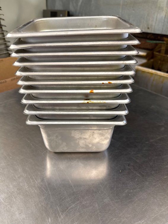10 Stainless Steel Food Pans - 6.5 squared