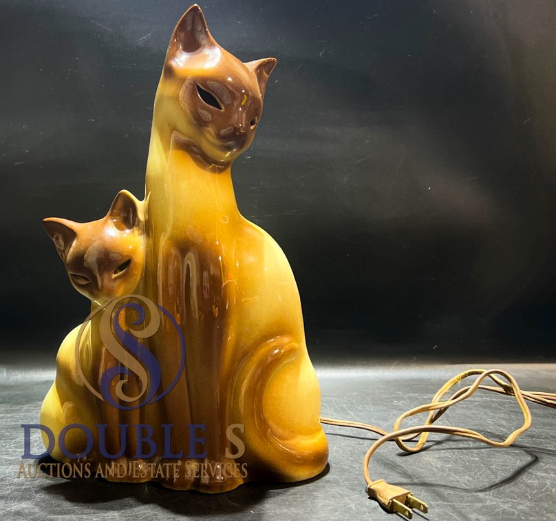 Ceramic Two-Cat Table Lamp with Green Eyes