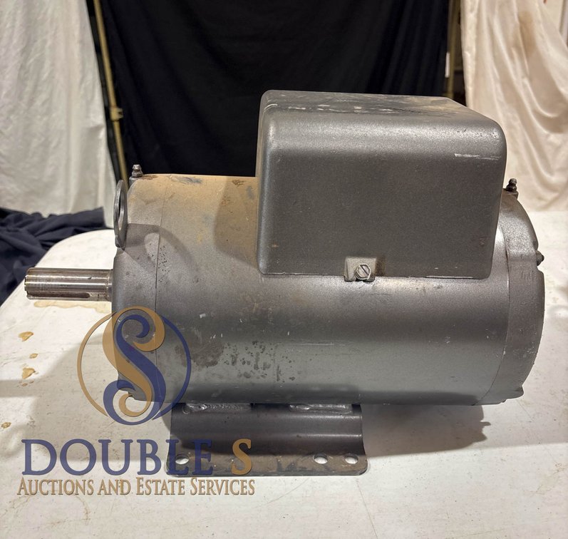 Baldor Reliance Industrial Single Phase Motor, Cat. No. L1410T, 230V