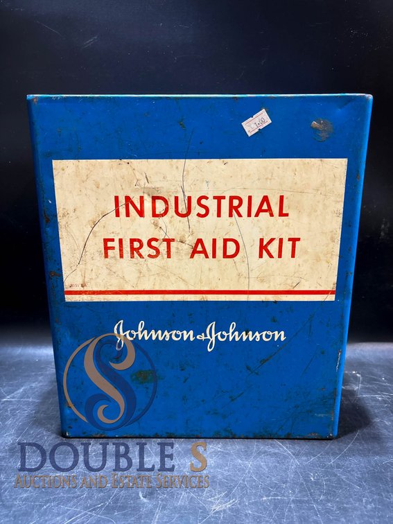 Johnson & Johnson Industrial First Aid Kit in Metal Case