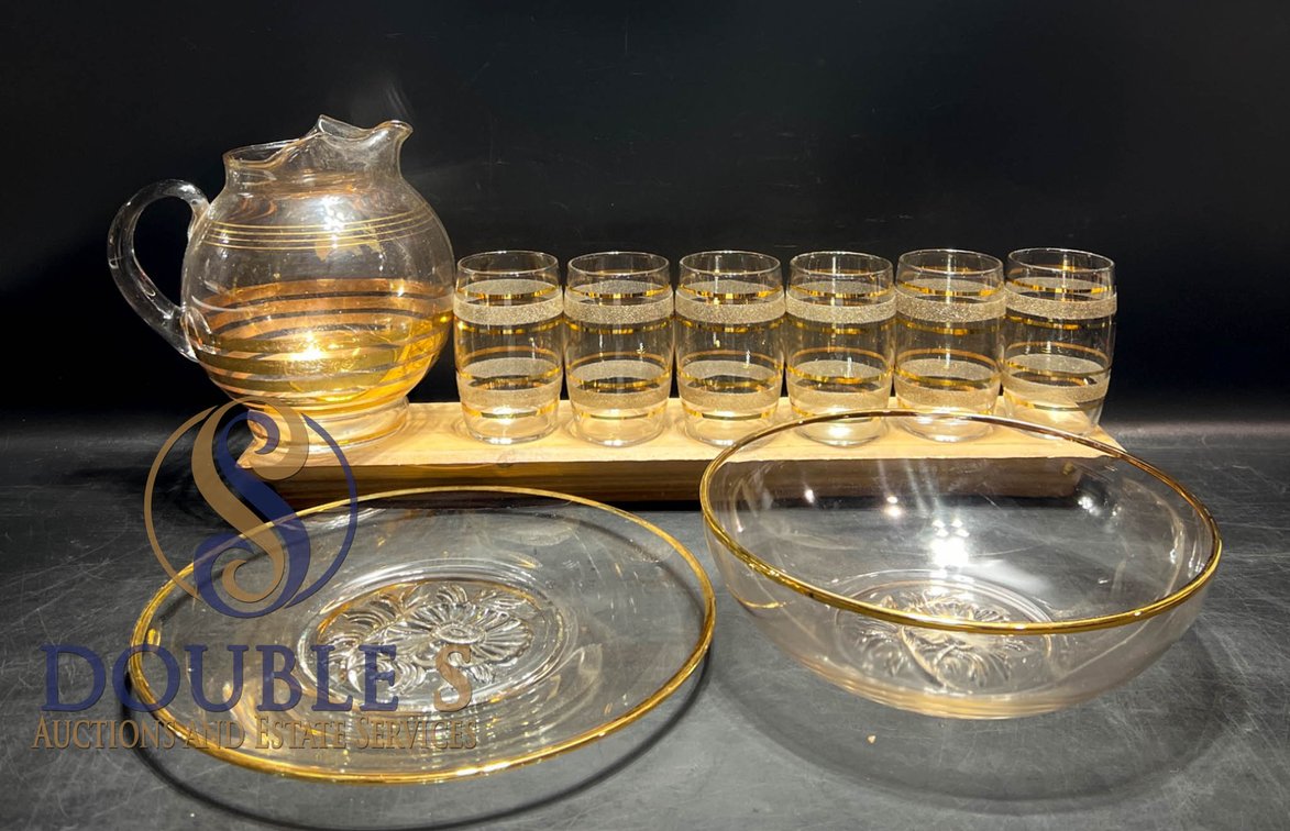 Glass Beverage Set with Gold Accents, 9 Pieces