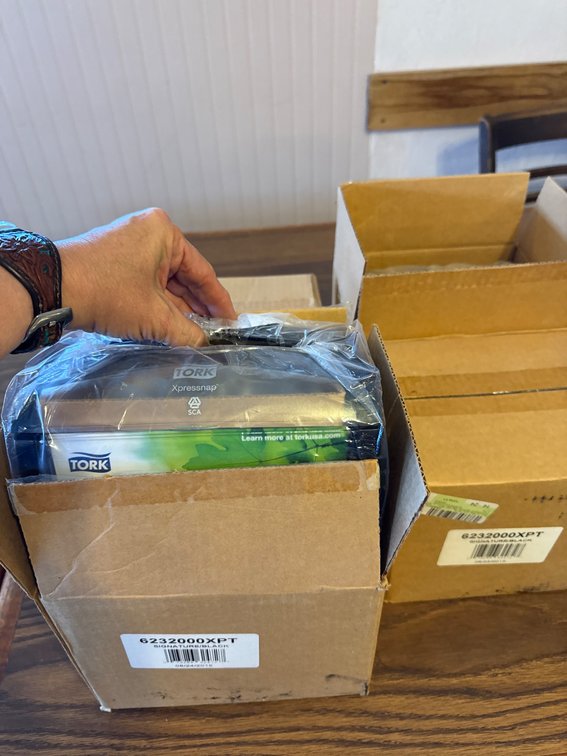 4 Brand New Tork Xpressnap Tabletop Napkin Holders