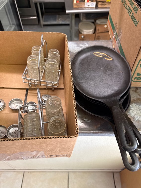 5 Cast Iron Skillet Servers and Glass Salt and Pepper with Metal Caddies