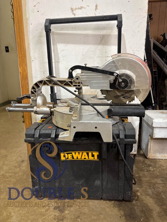 Chicago 10-Inch Compound Slide Miter Saw With DeWalt Rolling Tool Box