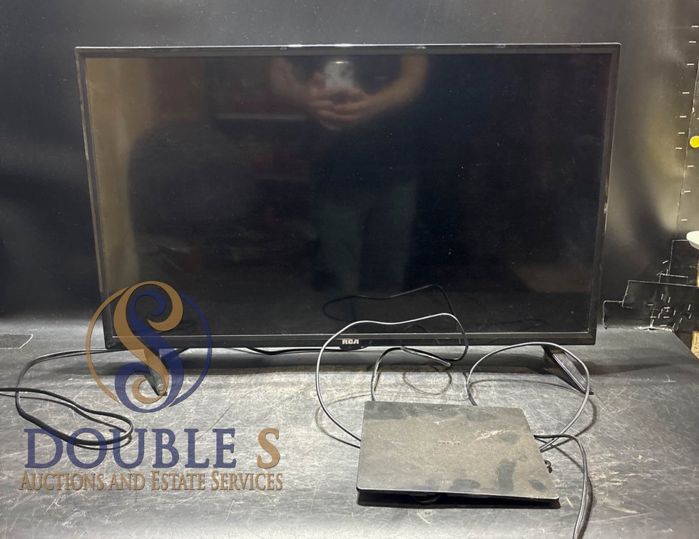 32-Inch RCA LED HDTV with HDMI Input and External Antenna
