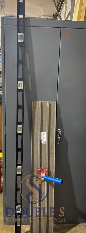 Marshalltown QLT Bull Float and Spirit Level Set