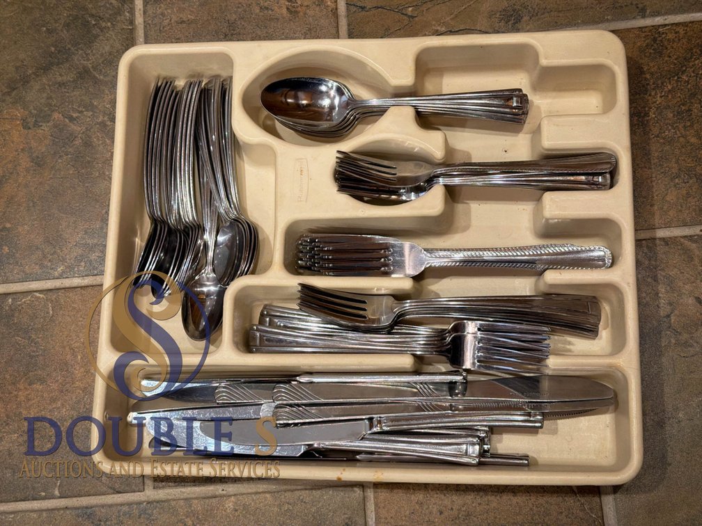 Flatware Set with Oneida and Stainless Steel Pieces, 79 Total Items