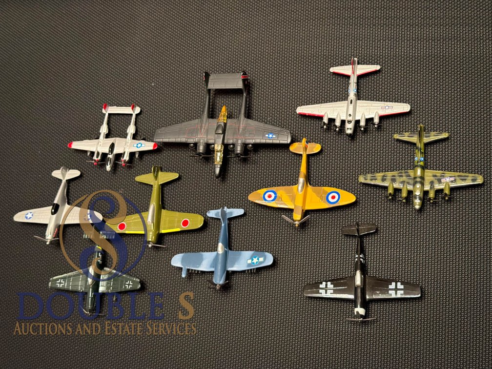 10 Die-Cast Military Aircraft Models