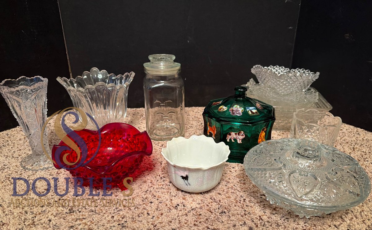 Glass and Porcelain Decorative Dishes, Bowls, and Vases