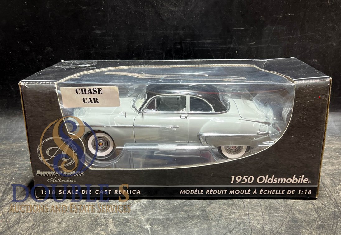 1:18 Scale 1950 Oldsmobile Die-Cast Model by American Muscle