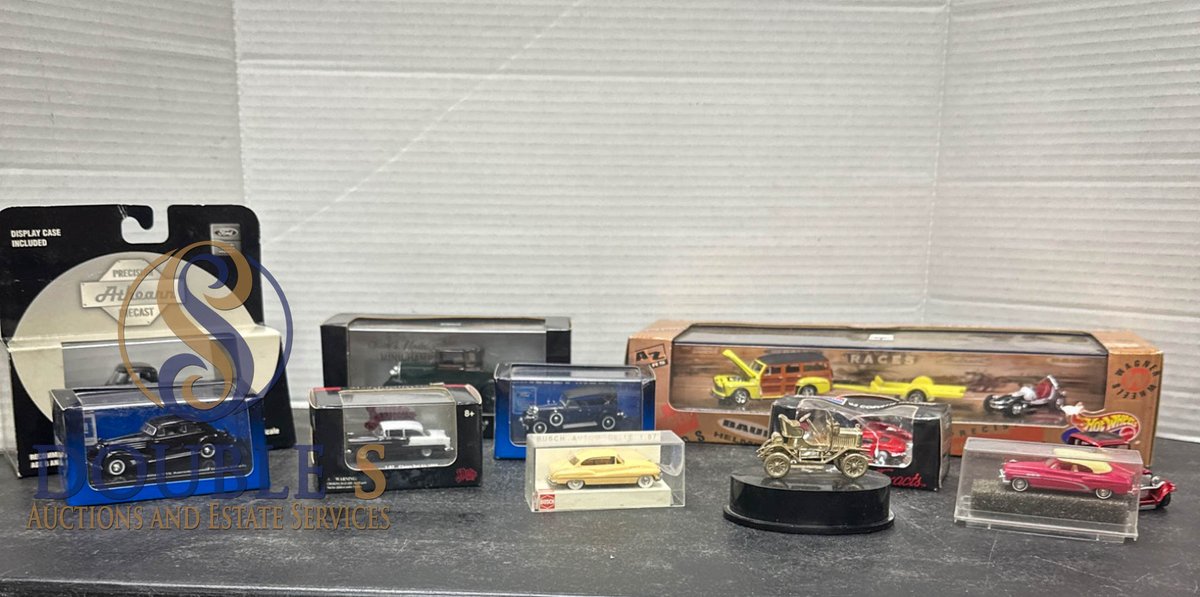 10 Model Cars Featuring Various Makers and Materials