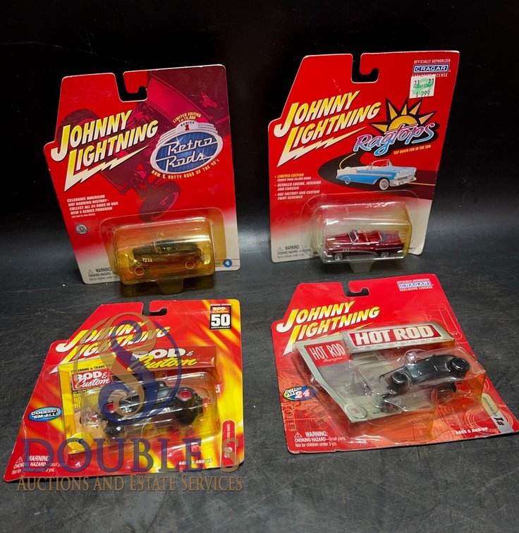 Johnny Lightning Die-Cast Car Lot (4)