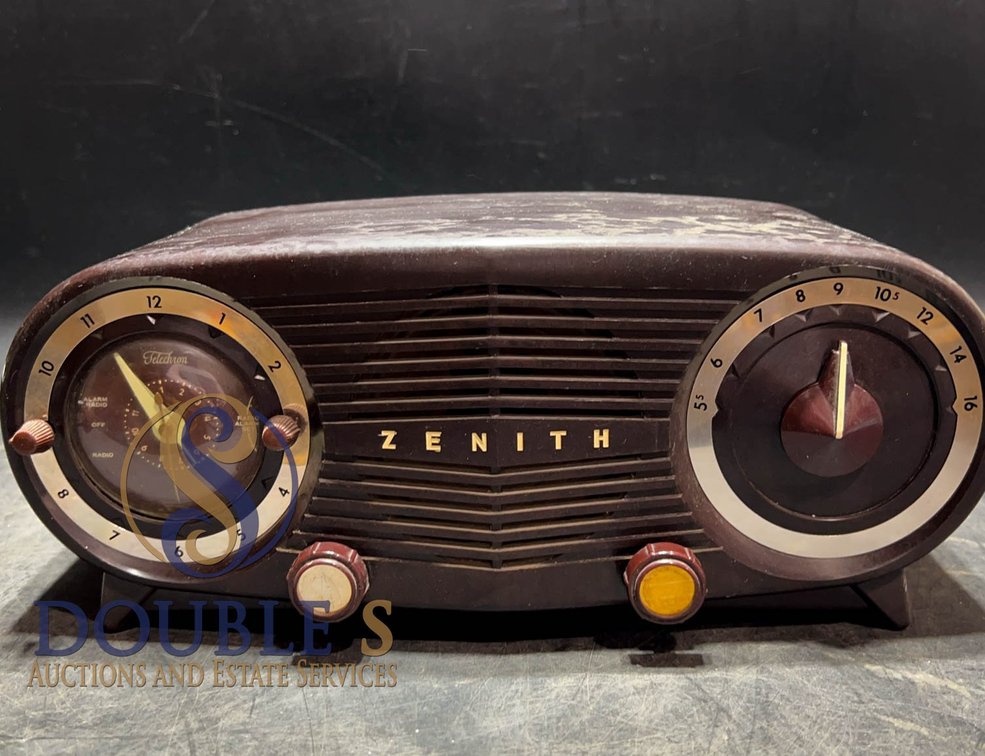 Zenith Tube Clock Radio, Clock Works