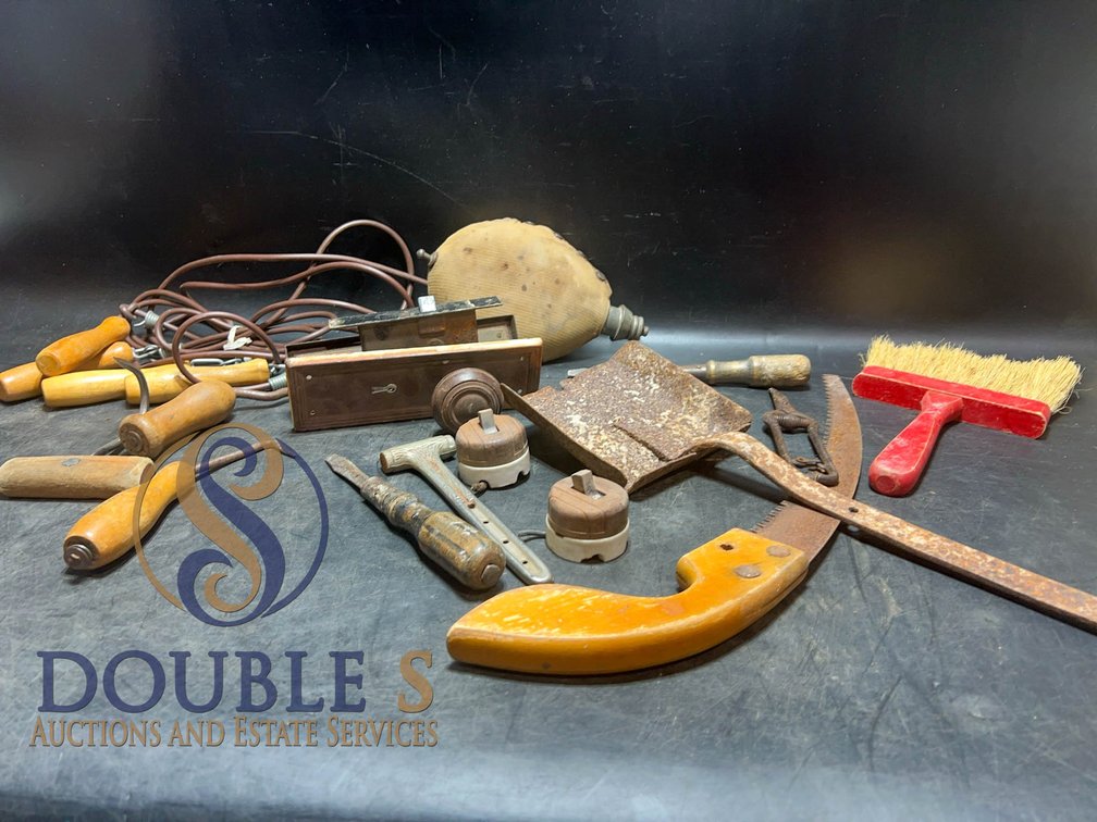 Hand Tools and Jump Ropes Lot