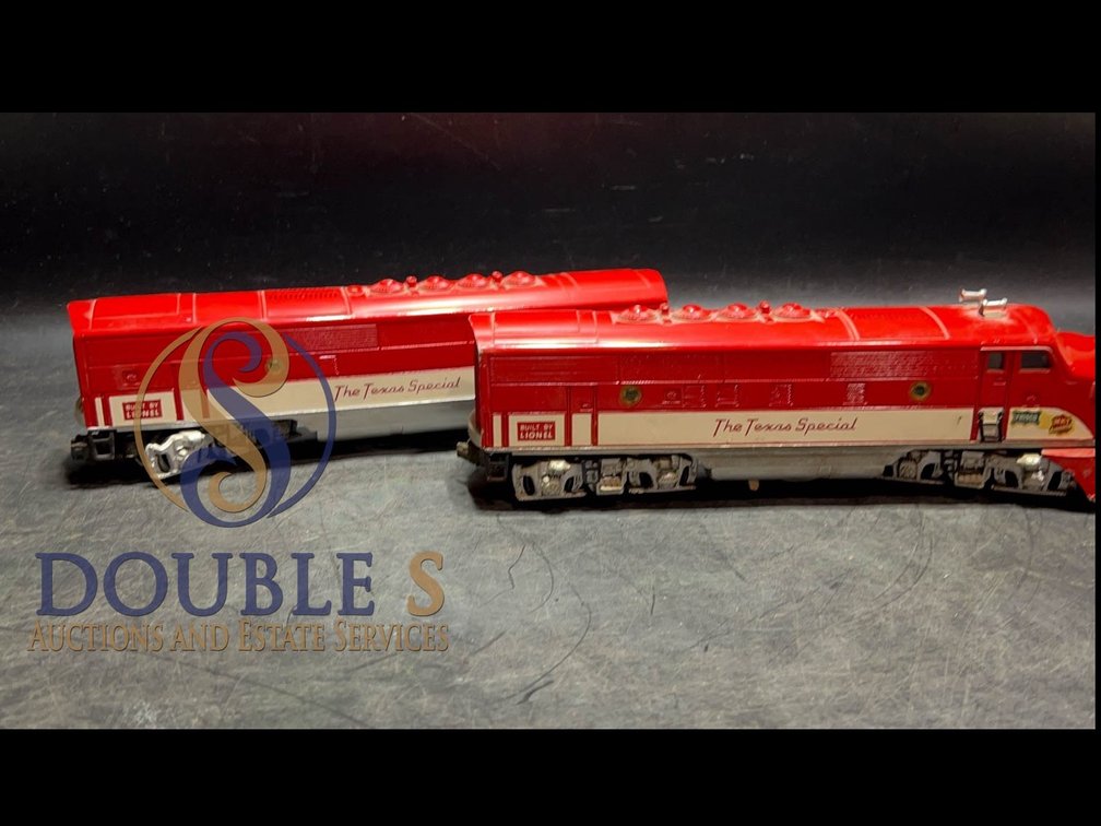 Lionel "The Texas Special" Locomotive Pair
