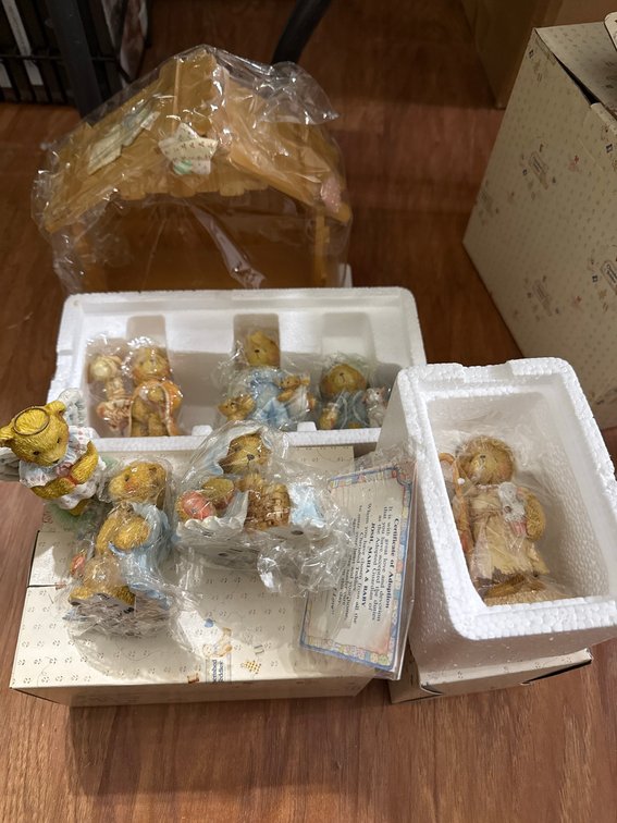 Cherished Teddies Manger Set with Adoption