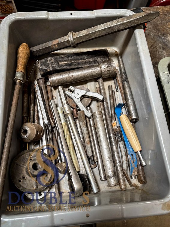 Metal Hand Tools and Hardware