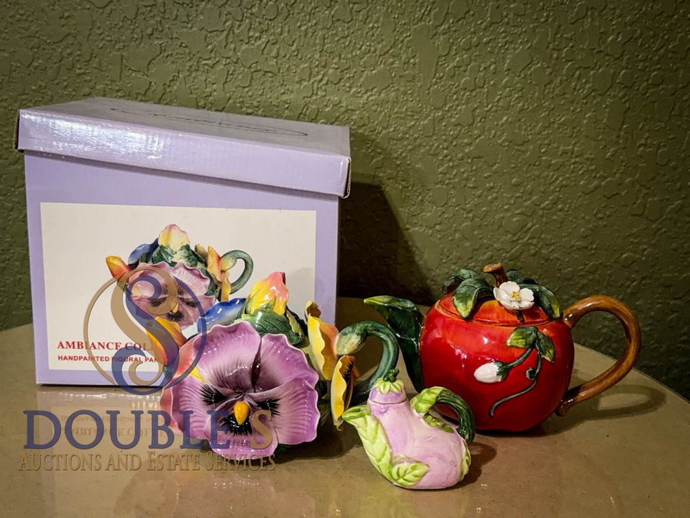 Ambiance Collection Figural Teapots Set