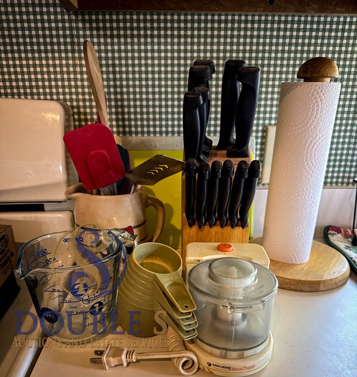 Kitchen Tool and Appliance Lot