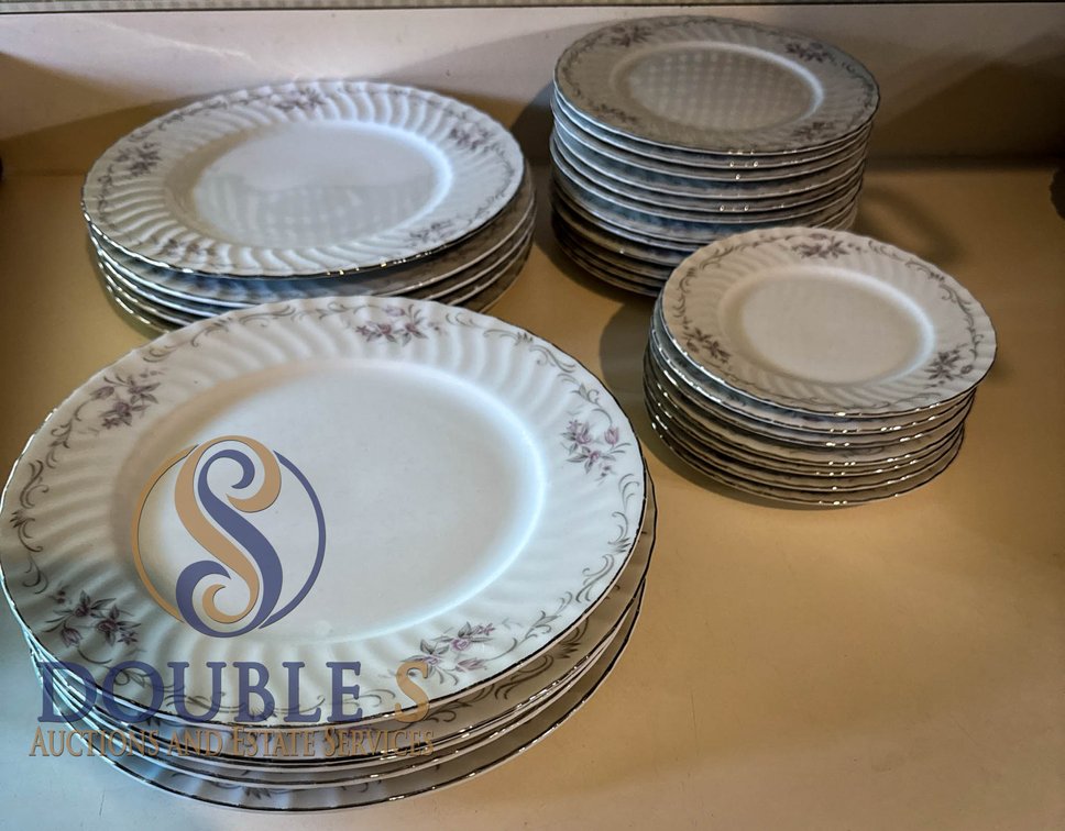Gold Standard Japanese Porcelain China Plates