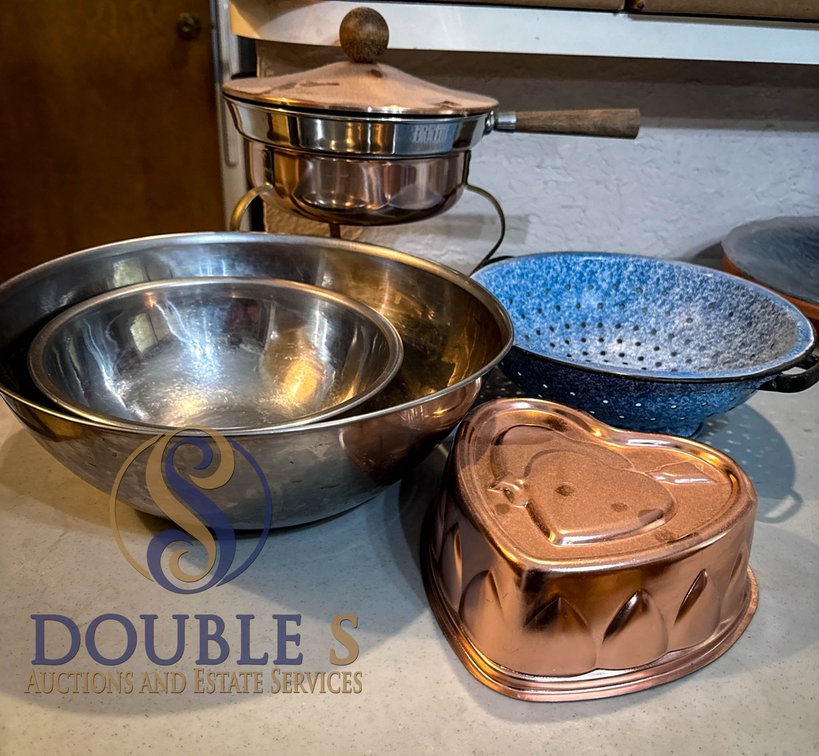 Kitchenware Lot, Metal and Enamel