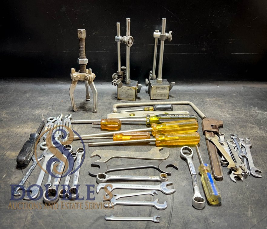 Craftsman Tools Lot With Magnetic Bases