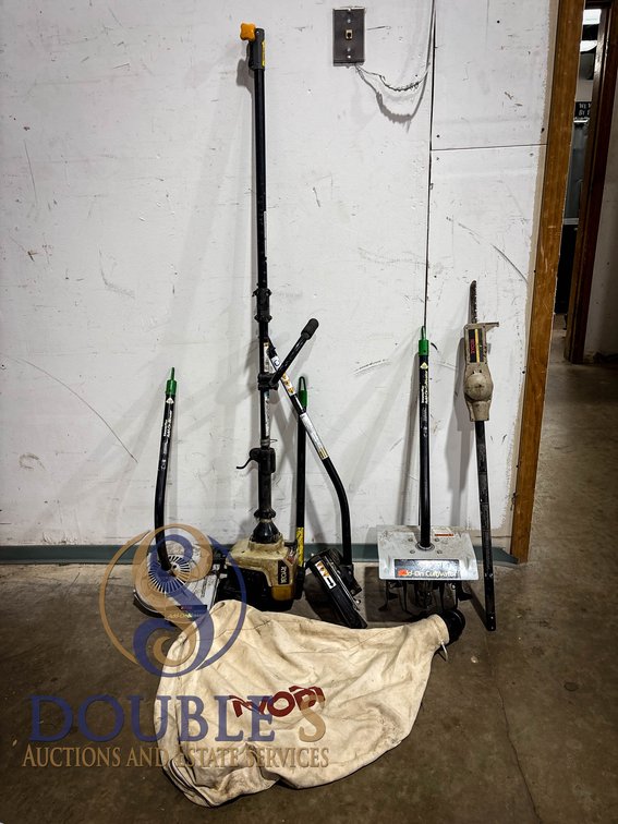 Ryobi Gas Trimmer with Accessories