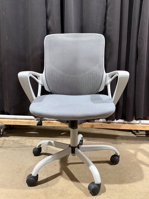 Mesh office chair