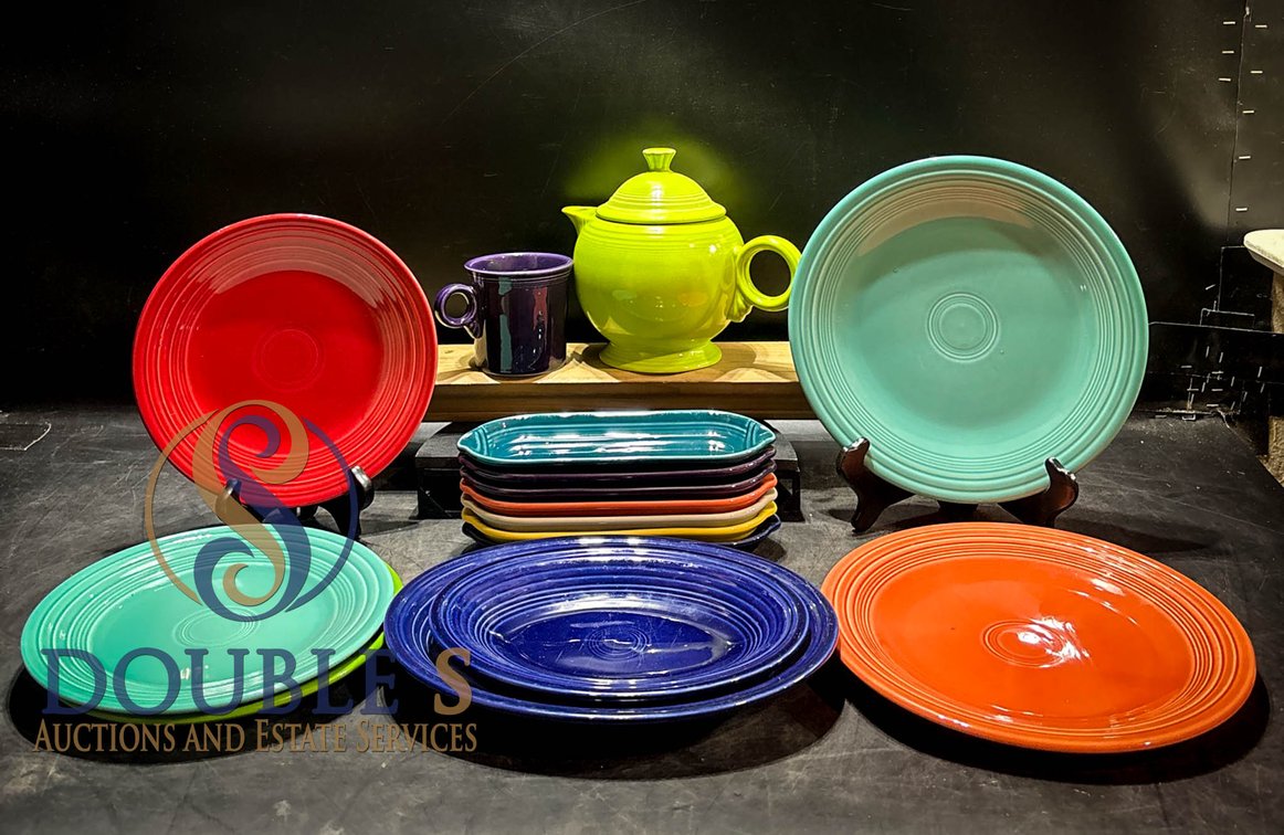 Homer Laughlin Fiesta Dinnerware Set, Color-M