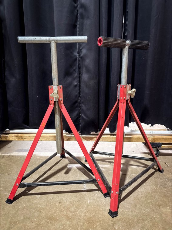 Adjustable Folding Pipe Stands