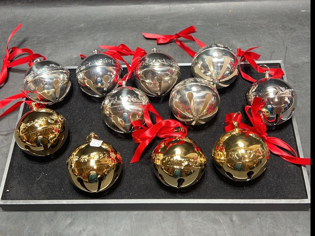 11 Wallace Silversmith Bell Ornaments