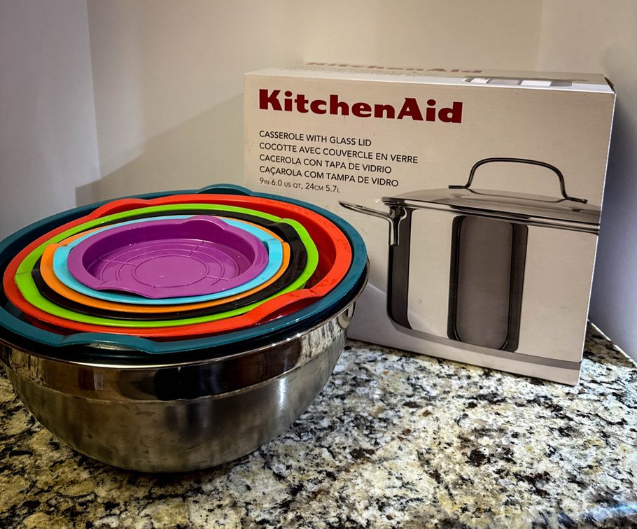 Stacking Mixing Bowls and KitchenAid Casserol