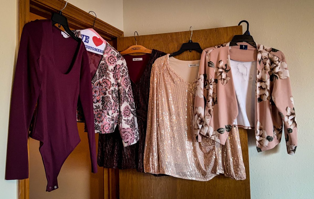 Women's Clothing Lot, 5 Assorted Pieces
