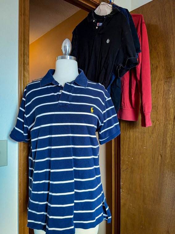 6 Shirts and 1 Sweatshirt, Mixed Brand