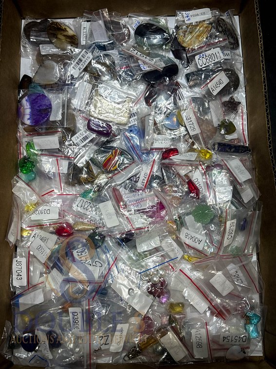 Loose Gemstones and Cabochons Lot