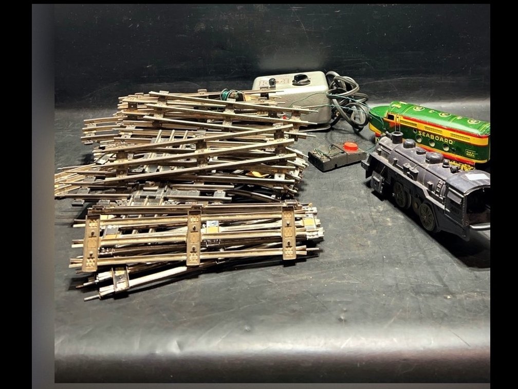 HO Scale Train Set With Track and Transformer