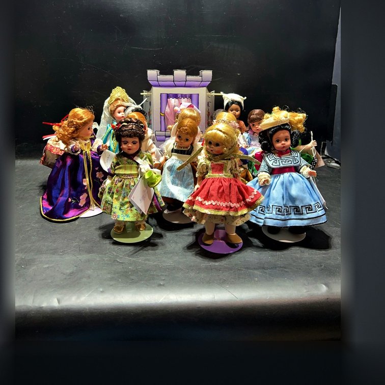 Madame Alexander International Doll Collection