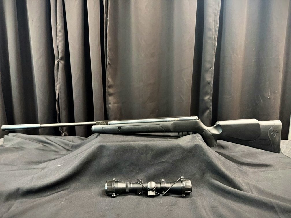 Gamo Varmint .177 Caliber Air Rifle with 4x32 Scope