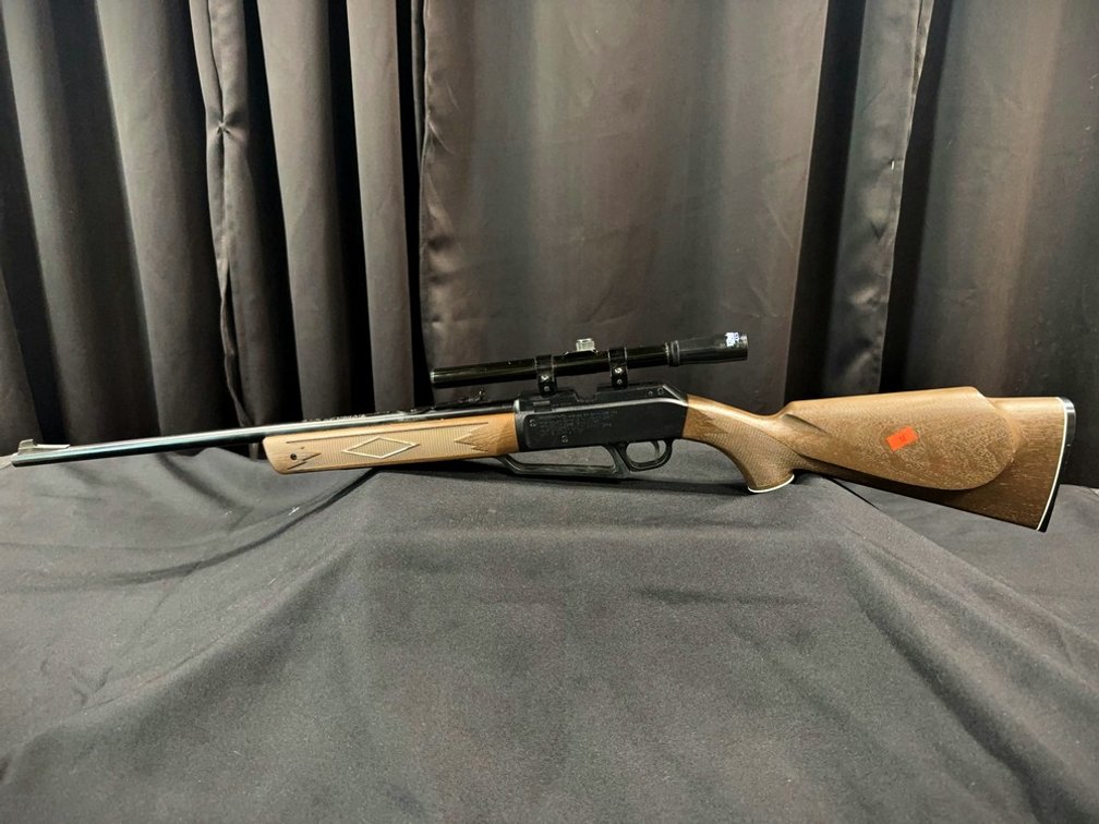 Daisy Powerline 880 Air Rifle with Scope