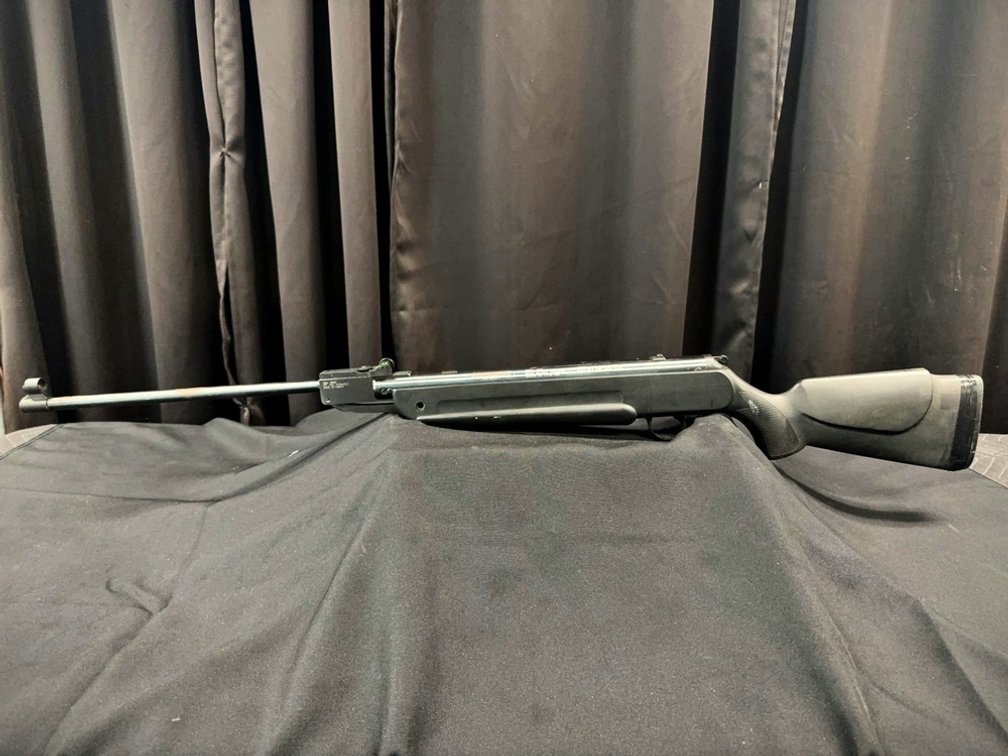 Winchester Model 1100 .177 Caliber Air Rifle