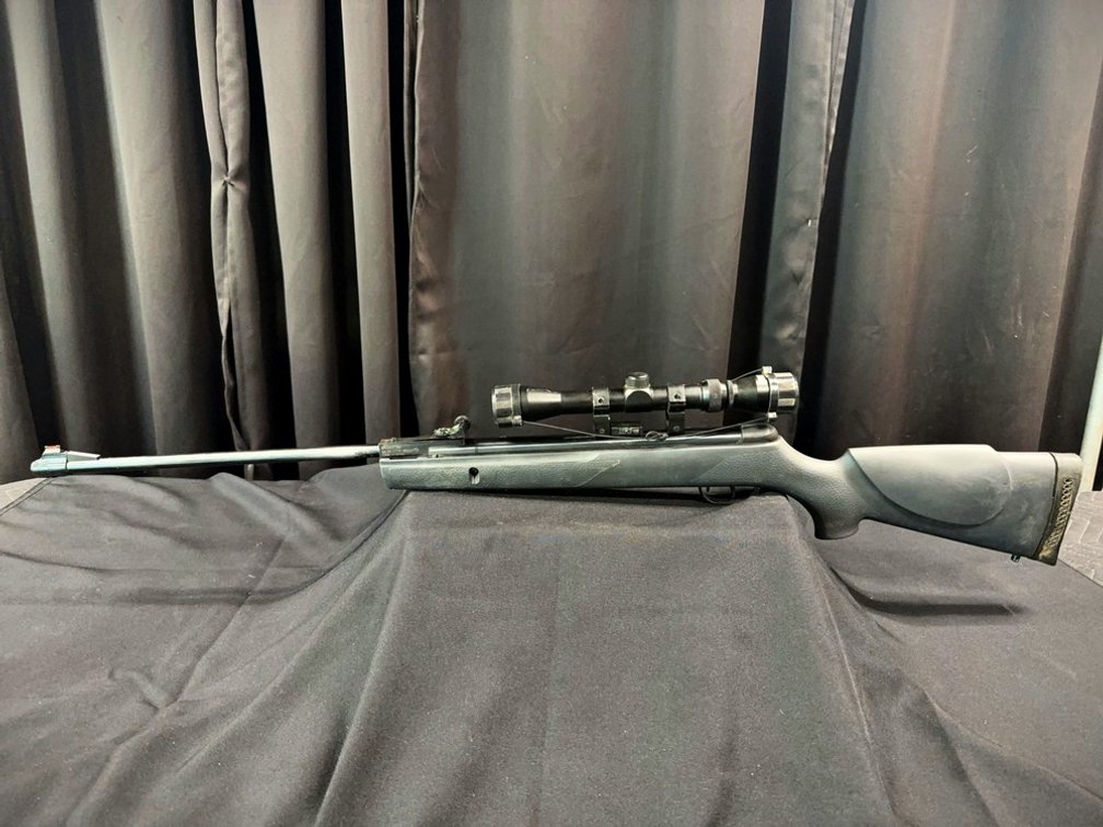 Gamo Shadow 1000 .177 Air Rifle with Scope