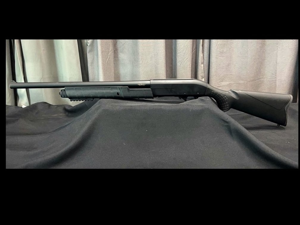 Landor Arms LND 403 12-Gauge Pump Shotgun