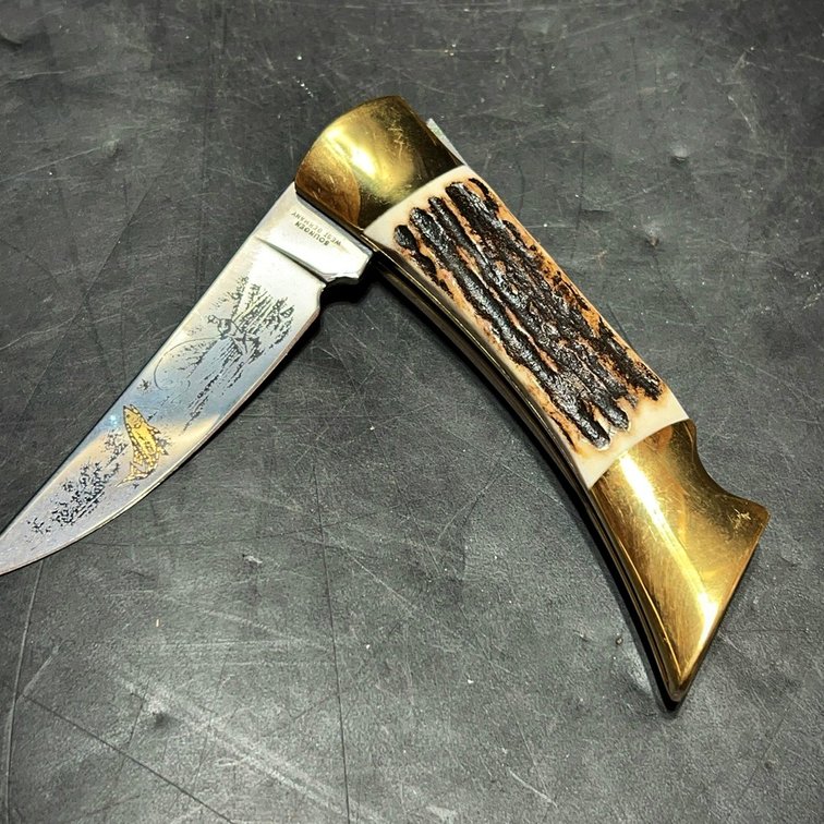 Freightliner Pocket Knife & Souvenir Stag Knife