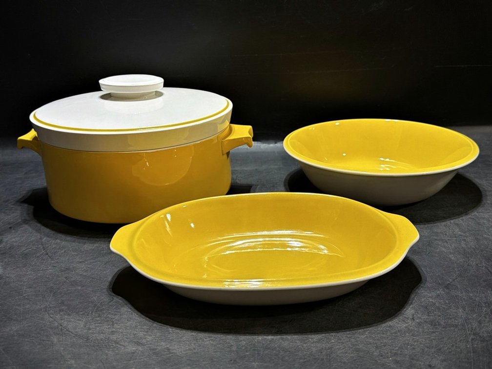 Mikasa Sun Yellow 3-Piece Oven-to-Table Set